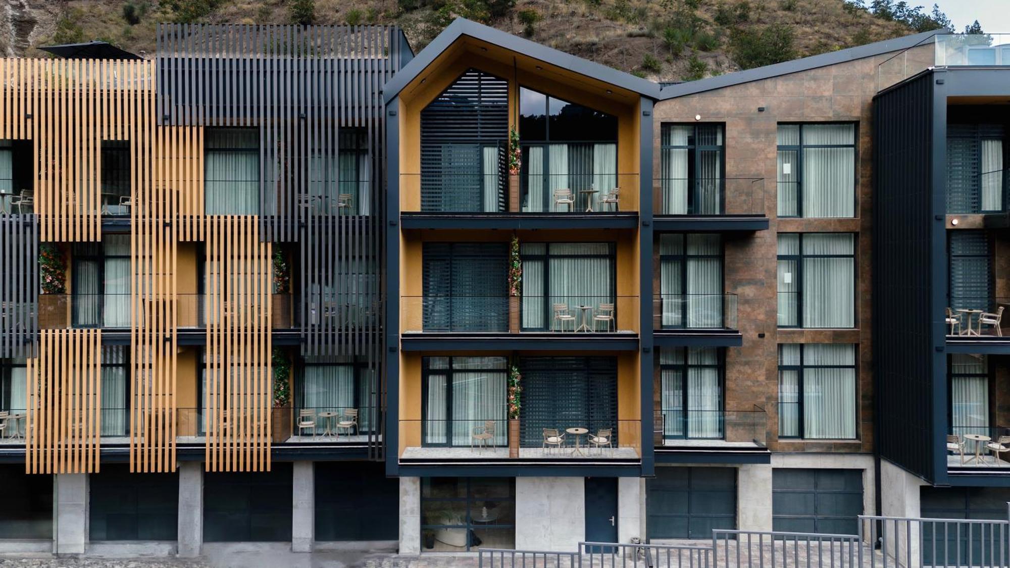 Solridge Aparthotel Tbilisi Exterior foto